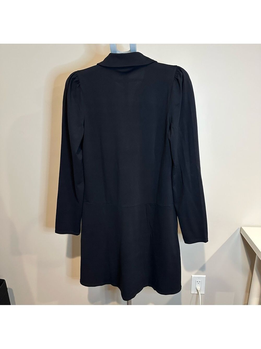 Lilly Pulitzer Luxletic Brickell Dress UPF 50+ Black Collared Pockets Size L - Picture 2 of 7